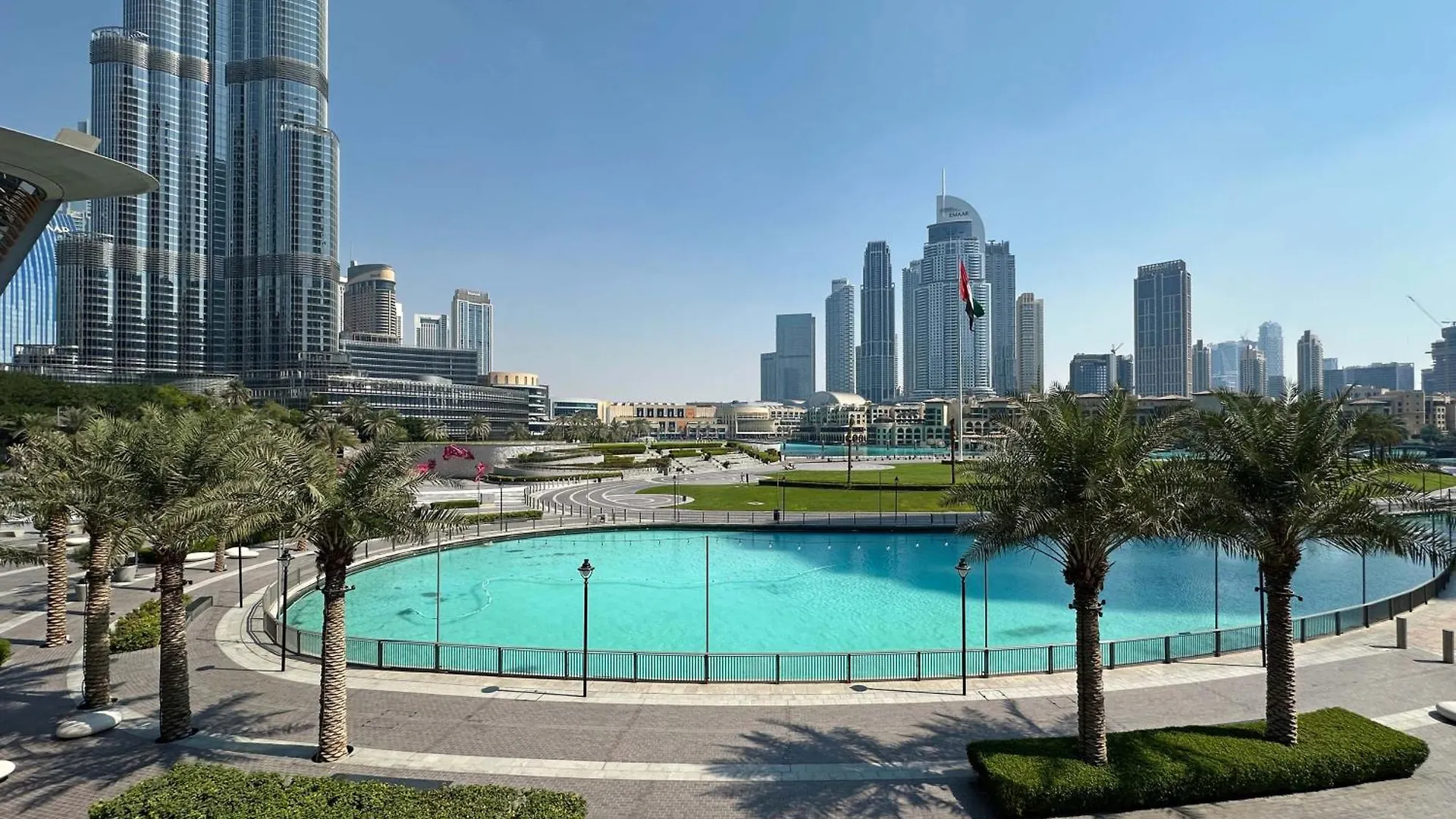 別荘 Holiday Retreat At Touching Distance To Burj Khalifa, Downtown ドバイ アラブ首長国連邦